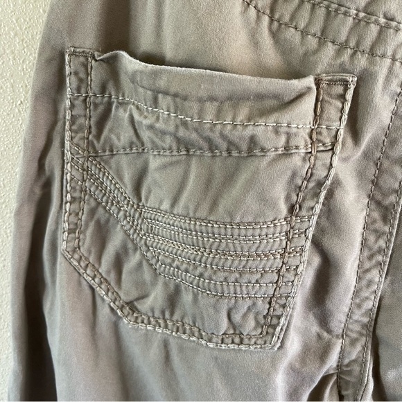 BKE Tyler Straight Casuals Khaki size 29 R 100 percent cotton - Picture 11 of 13